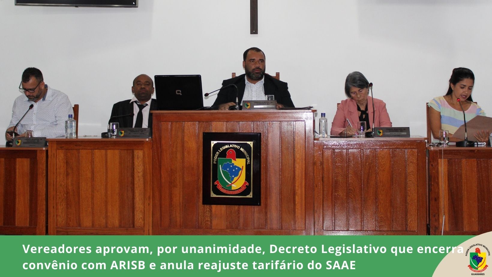 Vereadores aprovam por unanimidade Decreto Legislativo que encerra convênio com ARISB e anula reajuste tarifário do SAAE